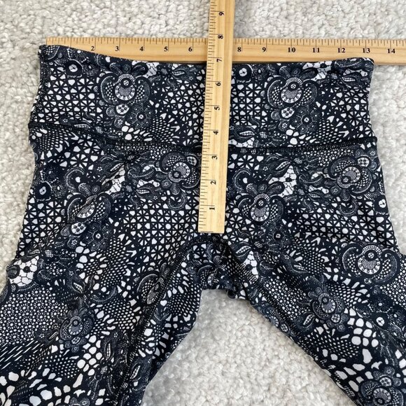Lululemon Wunder Under Crop Legging Pretty Lace Black White Low Rise - Picture 9 of 10